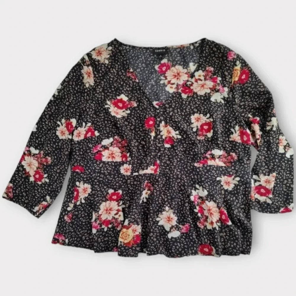 Torrid Womens Floral Popover Blouse Flounce Peplum Hem Plus Size 1X